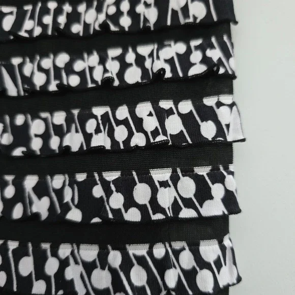 Penningtons Women's Plus Size Tiered Ruffle Mixed Media Dress Black White 4X - Picture 8 of 16